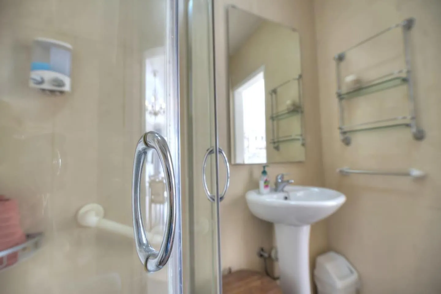 Apartment 2 Bedroom Flat Near Seafront & Valletta Ferry Rseg1-1 Sliema