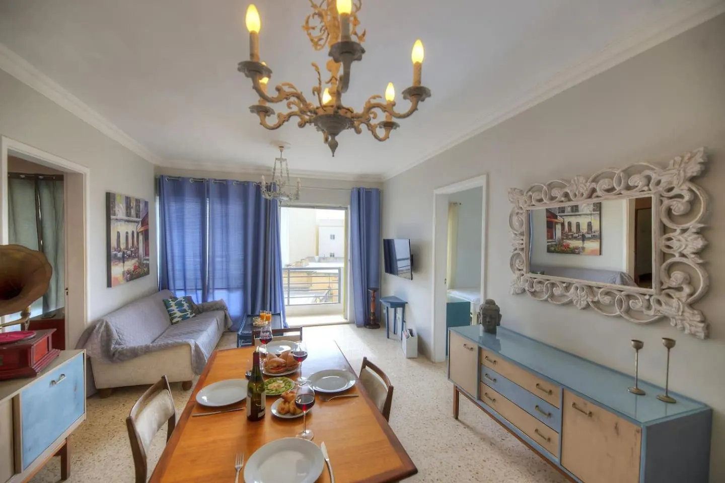 2 Bedroom Flat Near Seafront & Valletta Ferry Rseg1-1 Sliema Malta